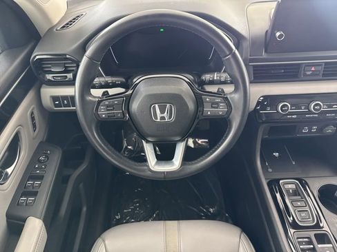 Used 2023 Honda Pilot EX-L image 25