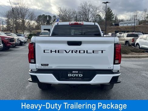 New 2024 Chevrolet Colorado LT w/ LT Convenience Package III image 8