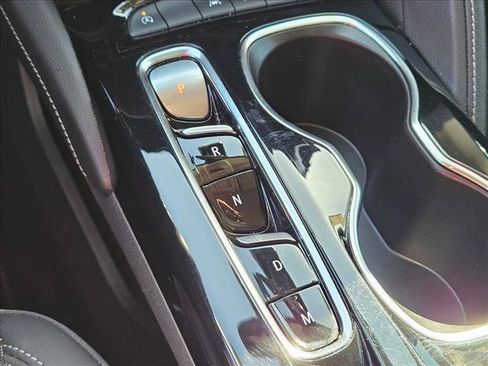 Certified 2023 Buick Envision Preferred FWD image 13