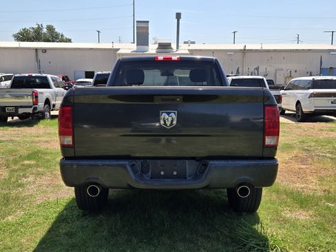 Used 2013 RAM 1500 Express RWD image 5