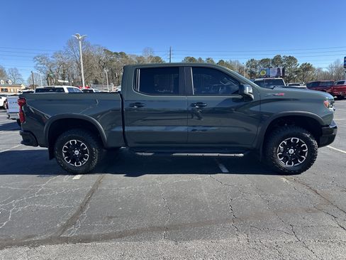 Certified 2025 Chevrolet Silverado 1500 ZR2 w/ Technology Package image 9