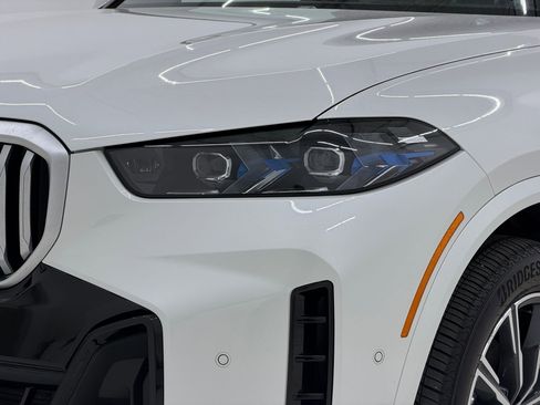 Certified 2026 BMW X5 xDrive40i image 11