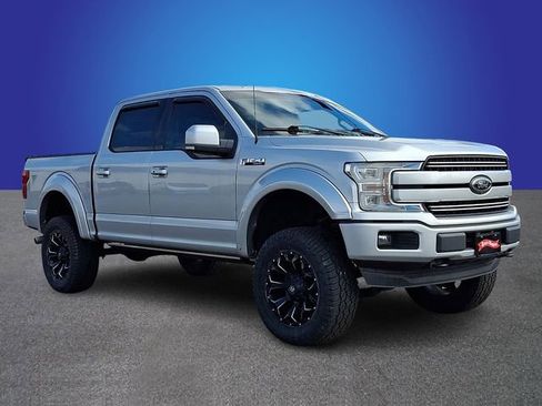 Used 2018 Ford F150 Lariat w/ Equipment Group 502A Luxury image 3