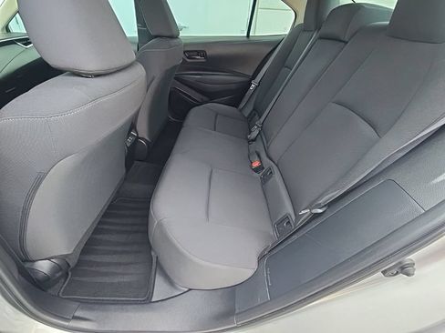 Used 2024 Toyota Corolla LE FWD image 32