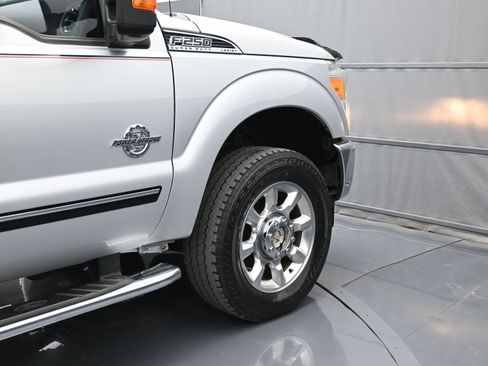 Used 2015 Ford F250 Lariat w/ Lariat Ultimate Package image 46