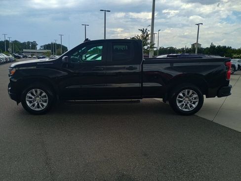 Used 2025 Chevrolet Silverado 1500 Custom RWD image 8