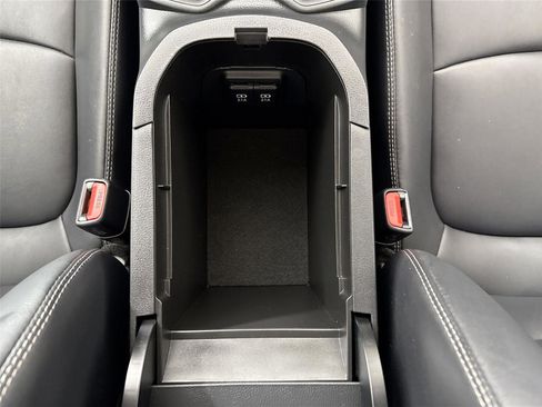 Certified 2020 Toyota RAV4 XLE Premium image 33