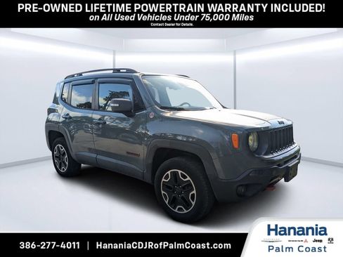 Used 2016 Jeep Renegade Trailhawk w/ Premium Trailhawk Package AWD/4WD image 1