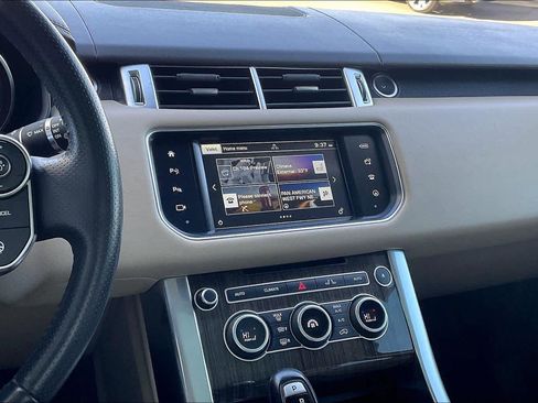 Used 2016 Land Rover Range Rover Sport HSE image 6