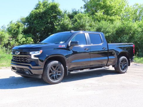 Used 2024 Chevrolet Silverado 1500 RST w/ Convenience Package II AWD/4WD image 24