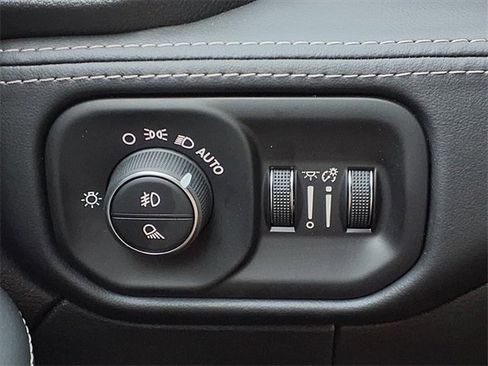 New 2026 RAM 3500 Limited image 11