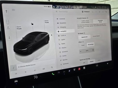 Used 2026 Tesla Model Y Long Range image 52