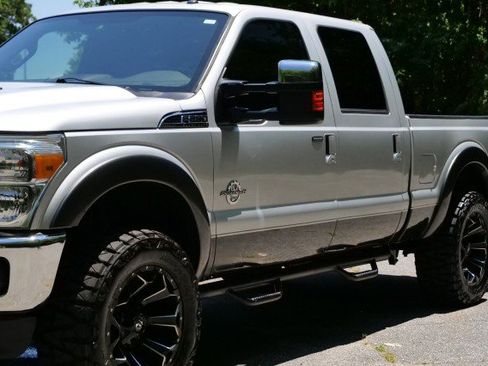 Used 2016 Ford F250 Lariat w/ Chrome Package AWD/4WD image 30