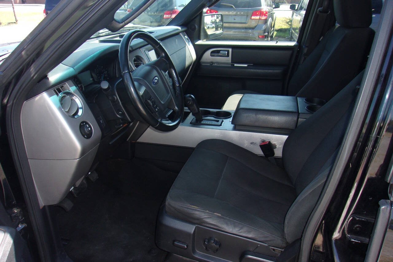Used 2017 Ford Expedition XLT RWD image 10
