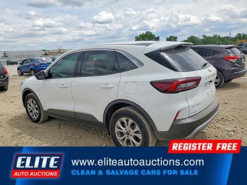 Used 2024 Ford Escape Active AWD/4WD image 4