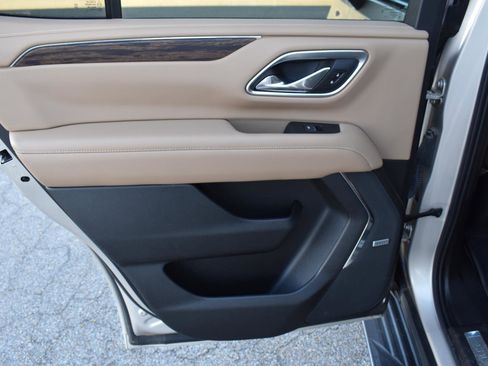 Used 2021 Chevrolet Tahoe Premier w/ Premium Package image 52