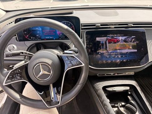 Used 2024 Mercedes-Benz E 450 4MATIC Sedan image 10