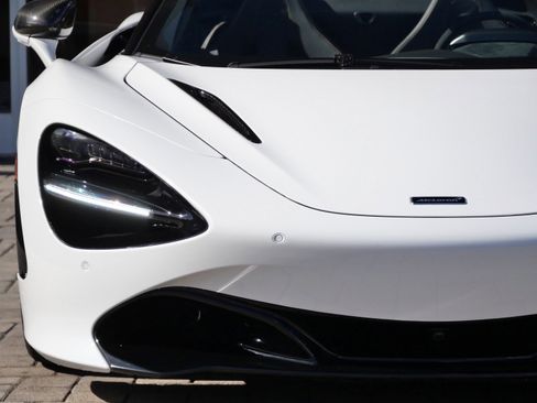 Used 2023 McLaren 720S Performance image 6