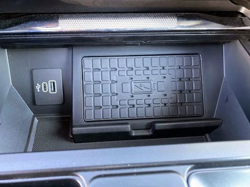 Used 2025 Ford F150 Raptor image 16