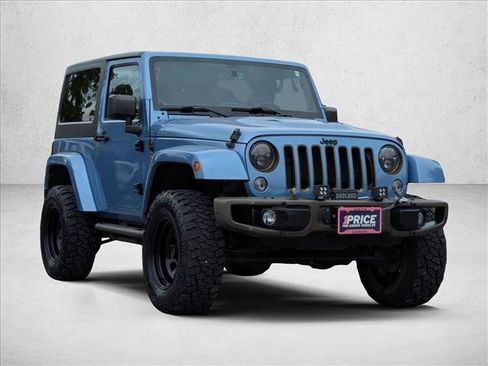 Used 2016 Jeep Wrangler Sahara AWD/4WD image 3