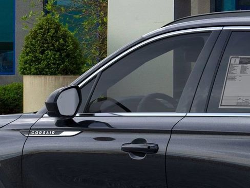 New 2026 Lincoln Corsair Premiere image 20