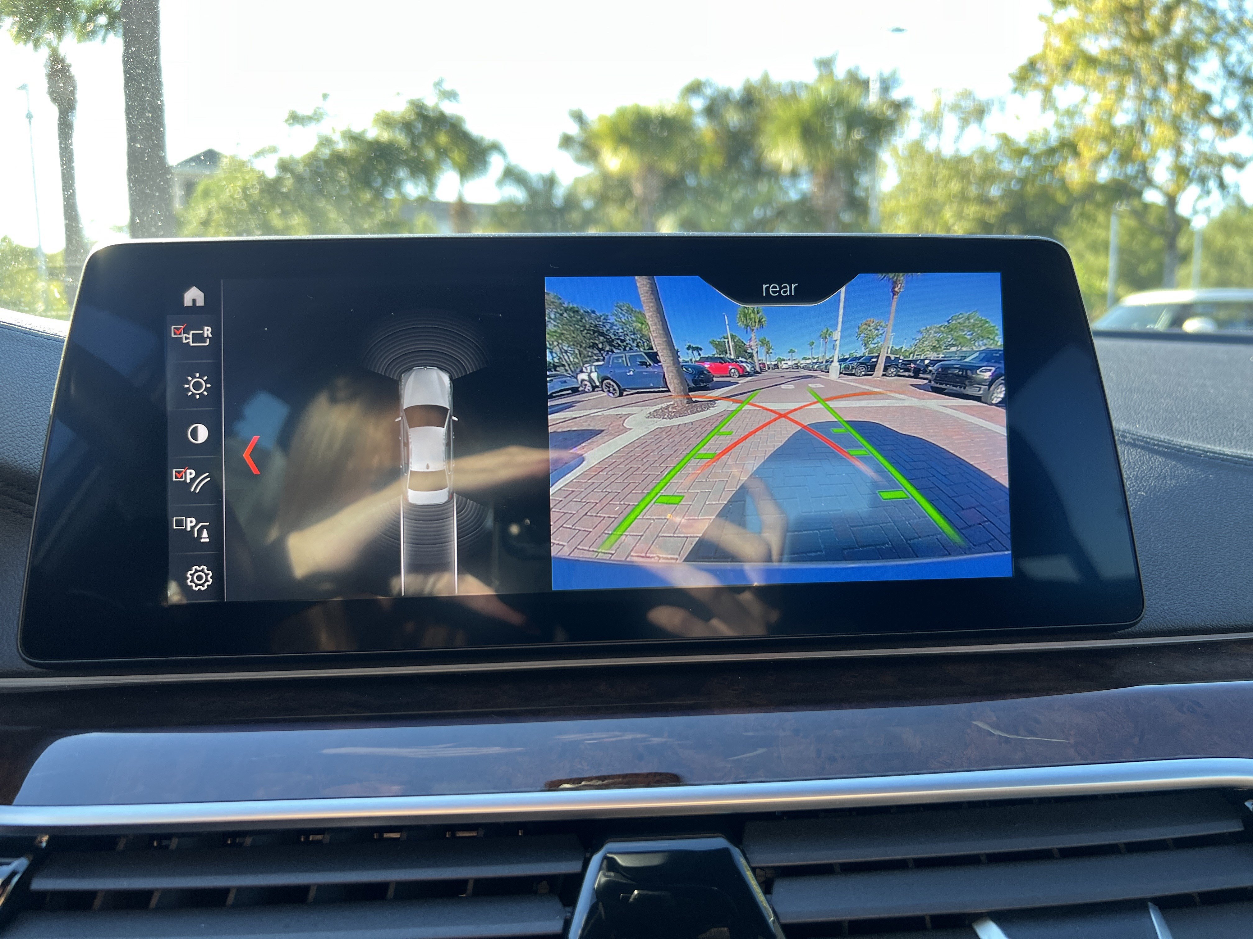 Used 2019 BMW M550i xDrive AWD/4WD image 25