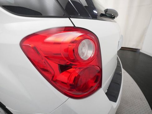 Used 2015 Chevrolet Equinox LS image 29