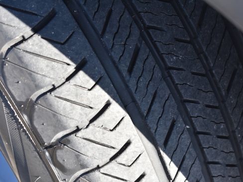 Used 2019 Jeep Grand Cherokee Limited image 11