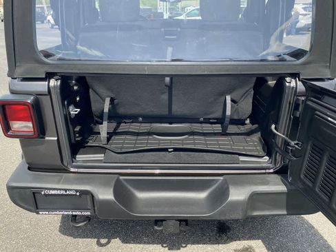 Used 2024 Jeep Wrangler Sport AWD/4WD image 22