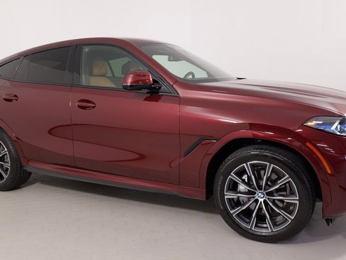 Used 2025 BMW X6 xDrive40i image 10