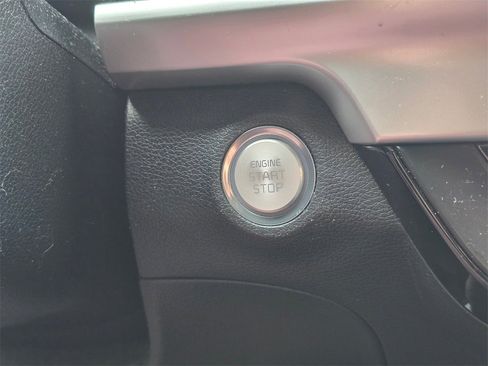 Used 2020 Kia Telluride S w/ S 8 Passenger Seating Package image 8