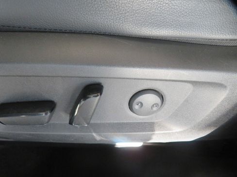 Used 2021 Nissan Rogue SL image 23