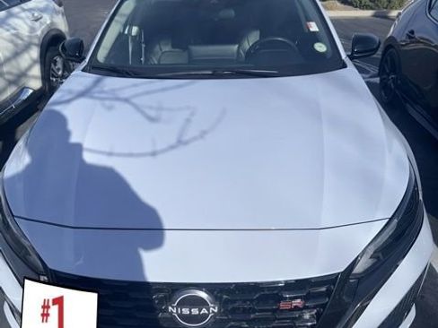 Certified 2023 Nissan Altima 2.5 SR w/ SR Premium Package image 1