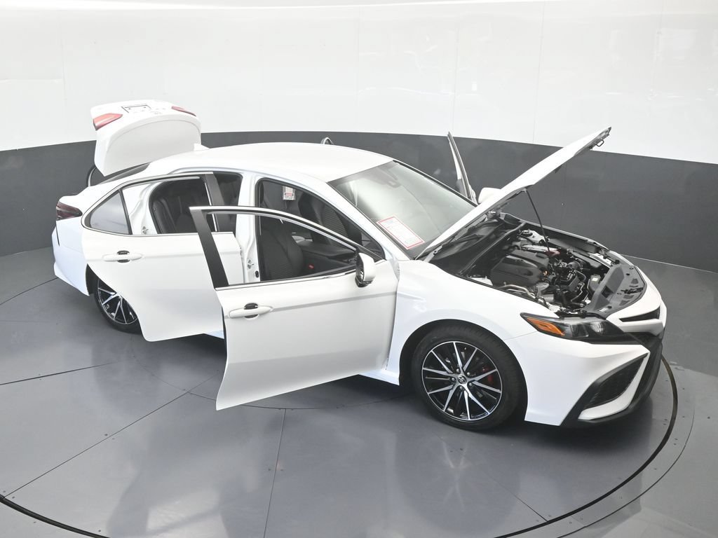 Used 2022 Toyota Camry SE w/ Convenience Package FWD image 70