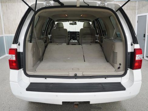 Used 2013 Ford Expedition Limited image 39
