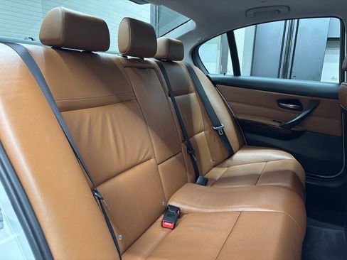 Used 2011 BMW 328i xDrive Sedan AWD/4WD image 23