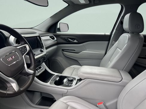 Used 2023 GMC Acadia SLT image 19