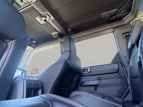 New 2025 Ford Bronco Outer Banks image 15