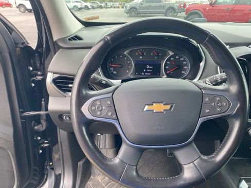 Used 2020 Chevrolet Traverse LT w/ Driver Confidence II Package image 11
