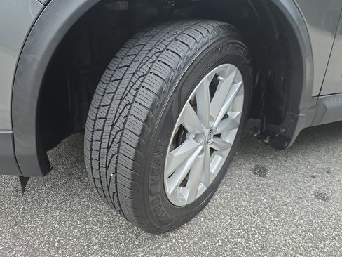 Used 2018 Nissan Rogue Sport SV FWD image 33