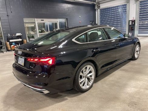 Used 2022 Audi A5 2.0T Premium image 4