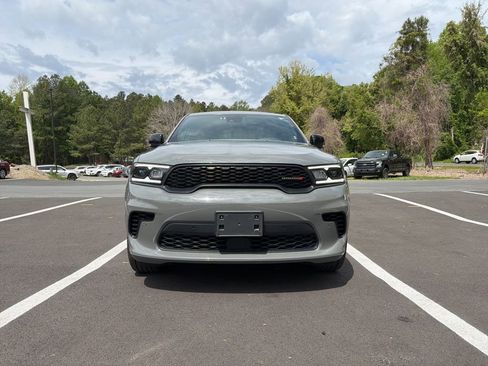 Used 2025 Dodge Durango GT AWD/4WD image 2