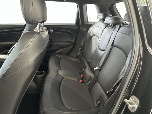 Used 2016 MINI Cooper 4-Door Hardtop FWD image 23