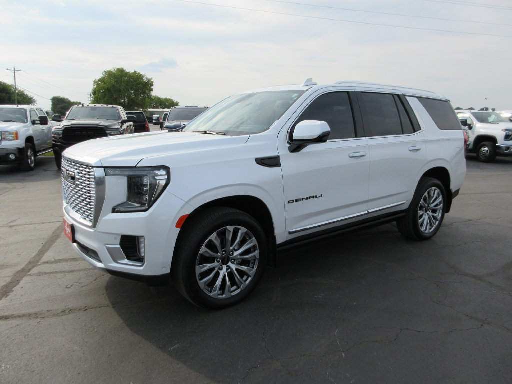 Certified 2024 GMC Yukon Denali w/ Denali Reserve Package AWD/4WD image 11