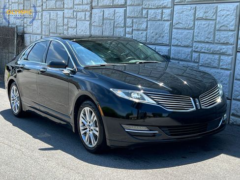 Used 2016 Lincoln MKZ w/ Equipment Group 200A Select FWD image 3