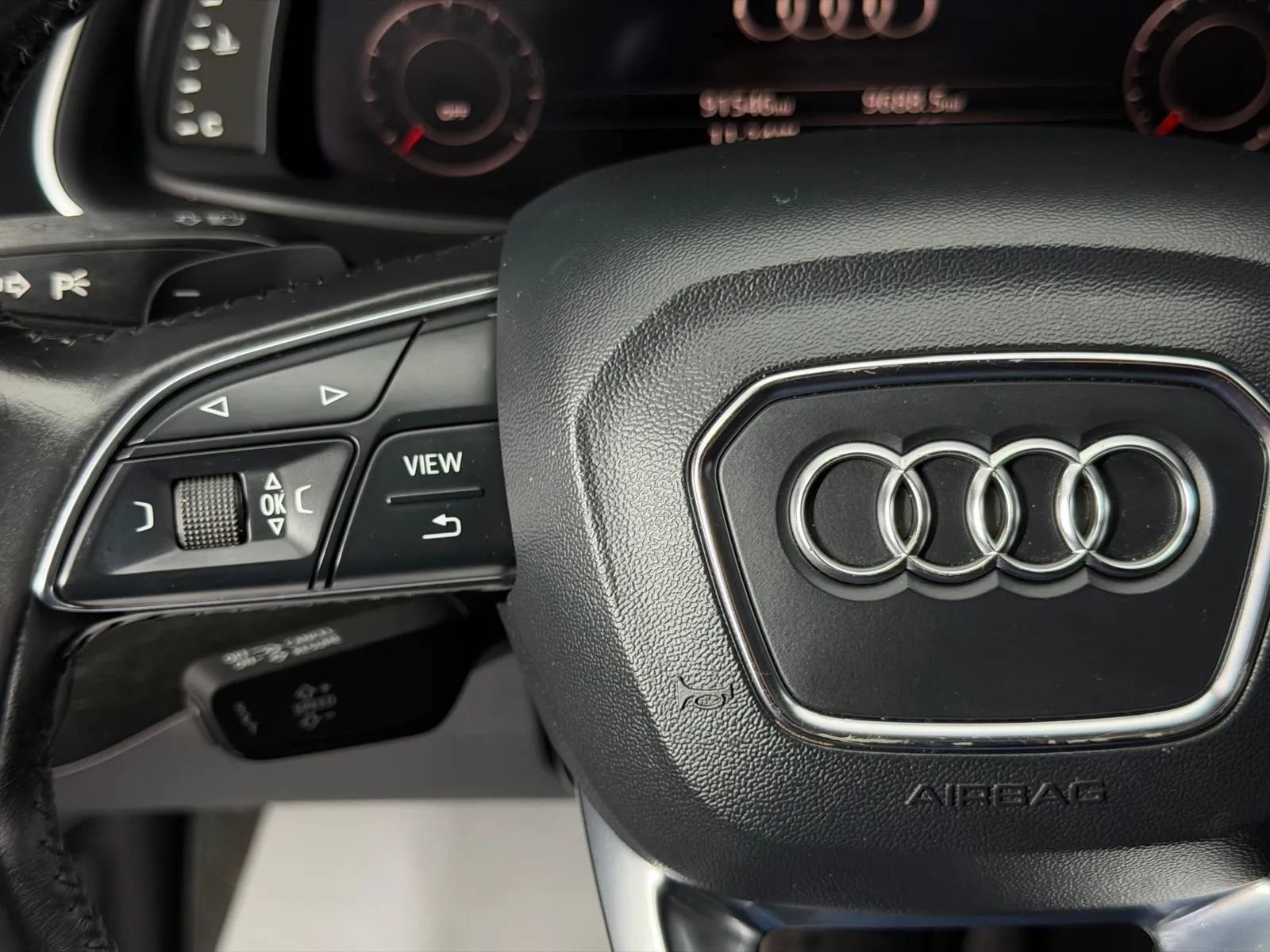 Used 2017 Audi Q7 3.0T Premium Plus w/ Premium Plus Package AWD/4WD image 36