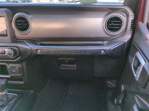 Used 2021 Jeep Wrangler Sport image 18