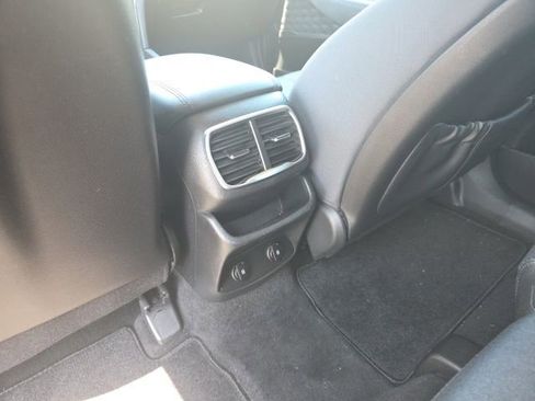 Used 2020 Hyundai Santa Fe SE FWD image 7