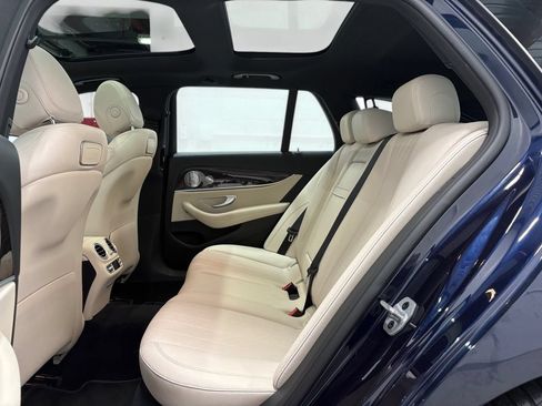 Used 2019 Mercedes-Benz E 450 4MATIC Wagon image 12