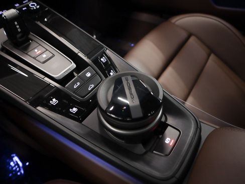 New 2026 Porsche 911 Carrera 4 GTS image 17